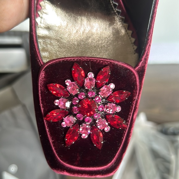 Burgundy velvet chunky high heel loafers with crystal flower at toe - Picture 2 of 9